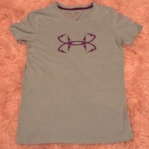 NWOT - soft light blue/teal Under Armour t-shirt
